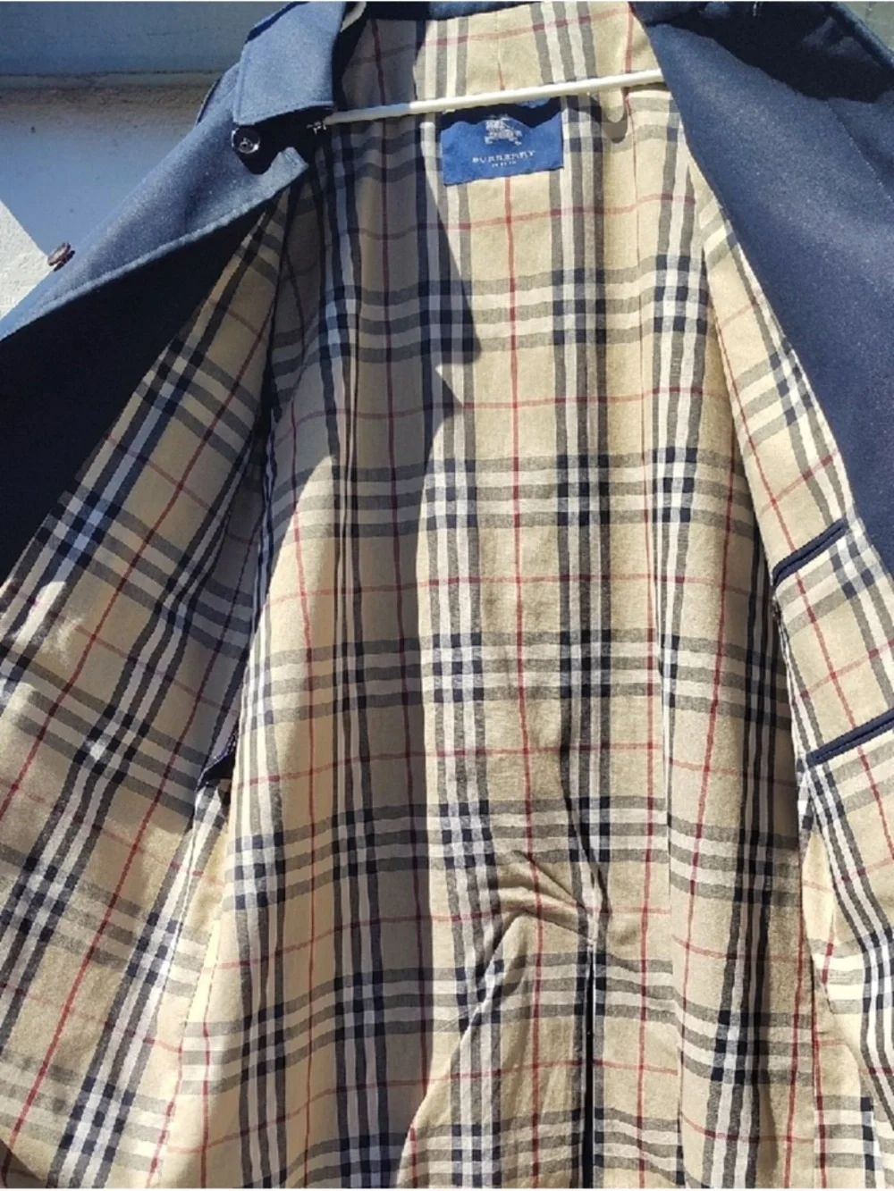 Burberry Mens Dark Navy Trench Coat. Timeless and Classic Style. 
Retail $2,250 - Picture 4 of 7